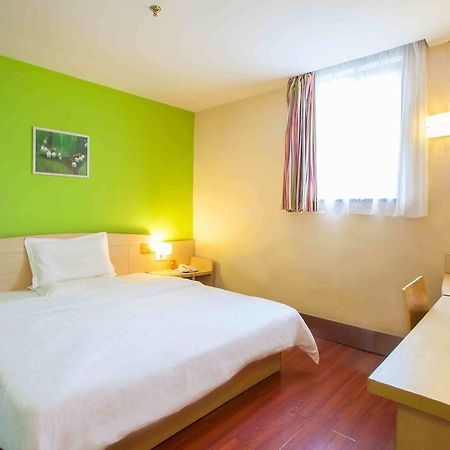 7Days Inn Huaihua West Bus Terminal Екстер'єр фото