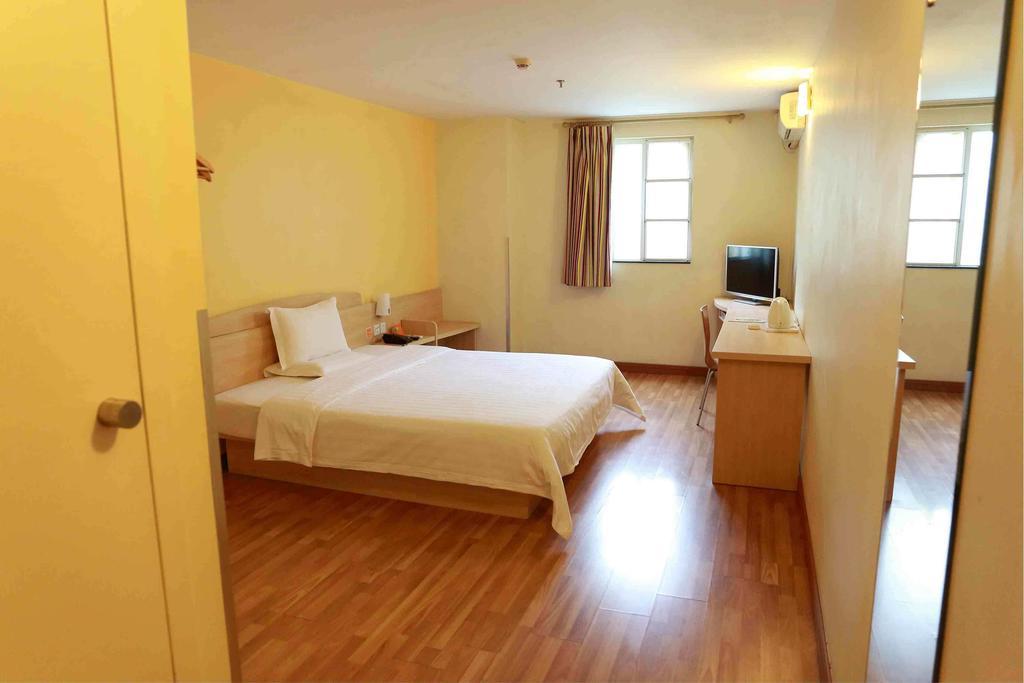 7Days Inn Huaihua West Bus Terminal Номер фото