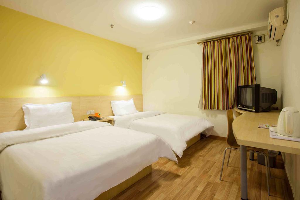 7Days Inn Huaihua West Bus Terminal Номер фото